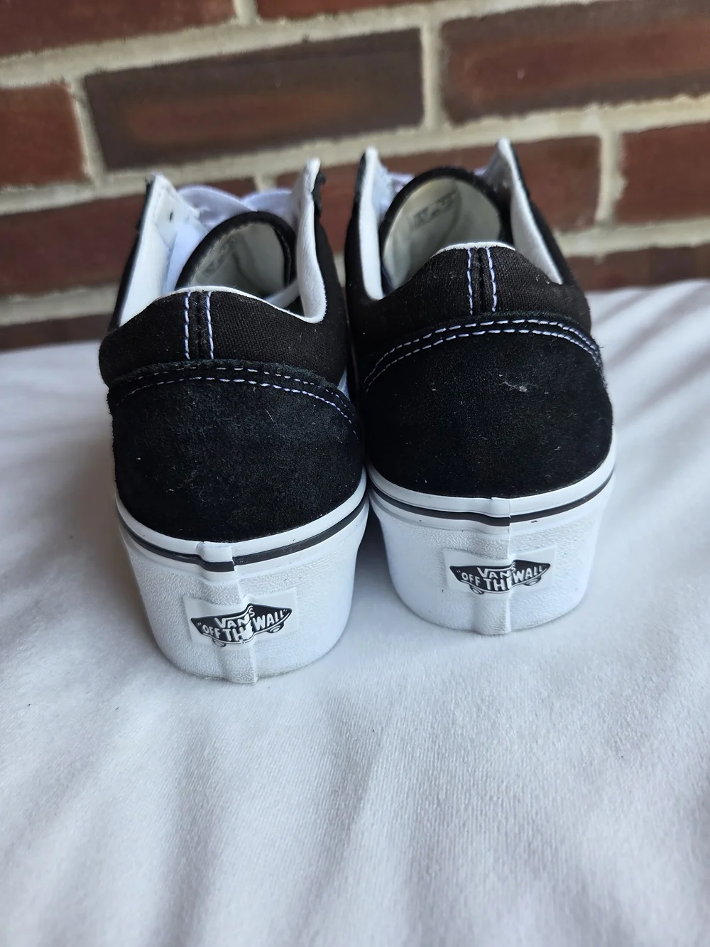 Vans Old Skool Platform Black White Sneakers Women’s Size 8